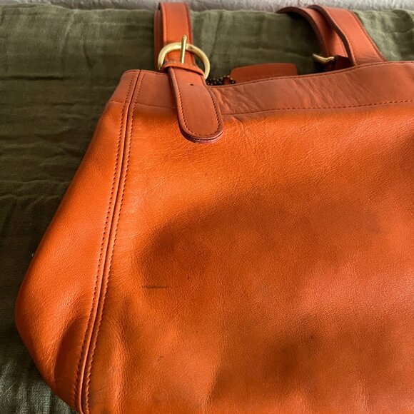 Coach Vintage 4157 - Orange Leather Bag - Picture 8 of 13